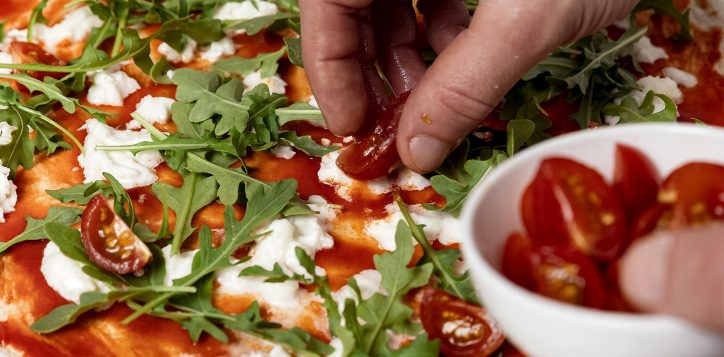 pizza-making-1800x1200-2