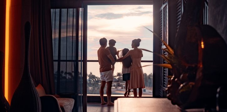 vietnam-phu-quoc-pullman-phu-quoc-beach-resort-balcony-family-2023-02-1-2