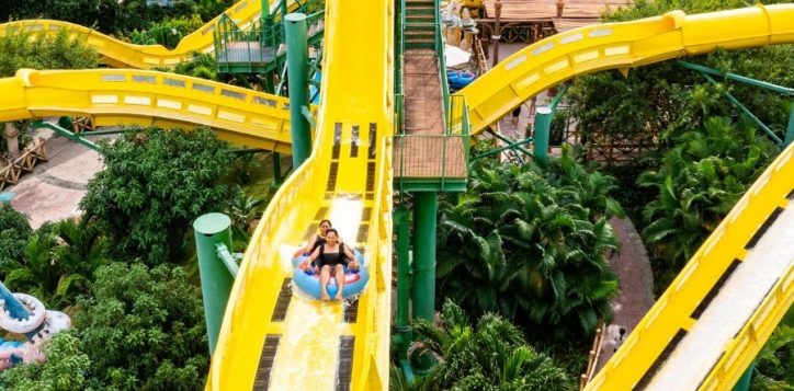 aquatopia-water-park-phu-quoc-2